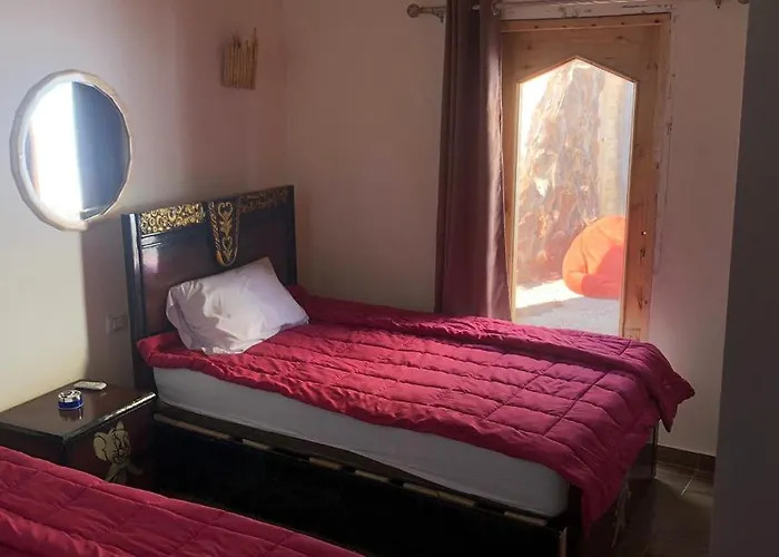 Guest house زقاق Camp *