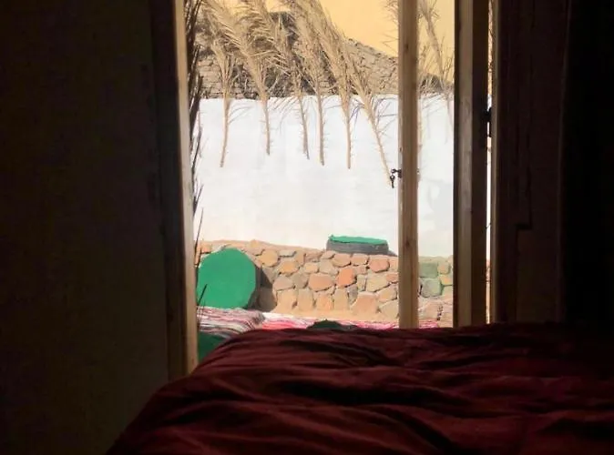 زقاق Camp