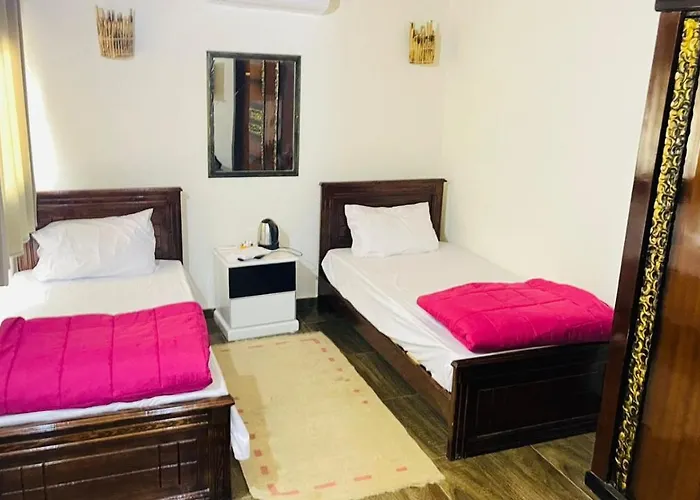زقاق Camp Guest house *