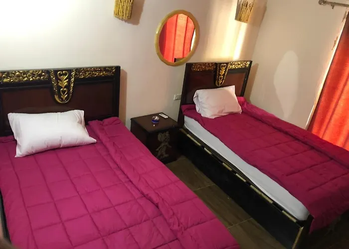 Guest house زقاق Camp