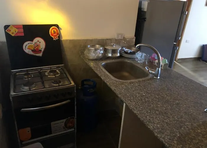 Guest house زقاق Camp