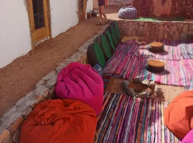 Guest house زقاق Camp