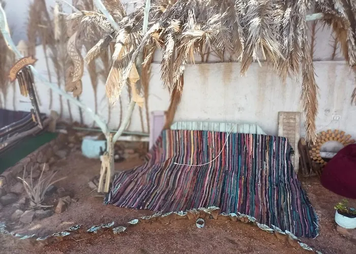 Guest house زقاق Camp